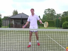 Amerikaans, Pijpbeurt, Bruinharig, Diep in de keel, Kut duiken, Geschoren, Douche, Mager