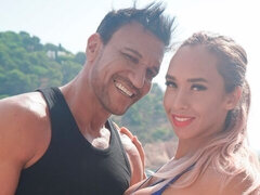 ビーチ, デカパイ, チン, 軟体, 手コキする, なめる, 淫乱熟女, オマンコ