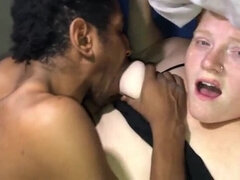 18 años, Culo grande, Tetas grandes, Negro, Mamada, Condón, Estilo perrito, Interracial