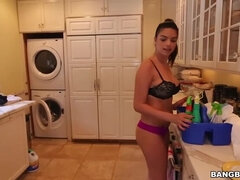 Amateur, Culo grande, Tetas grandes, Morena, Corridas faciales, Hd, Mucama, Perforación