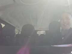 Voiture, Adolescente