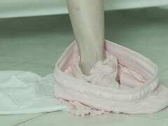 Spy On Me - Purr Simona