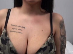Leie, Arsch, Grosser arsch, Grosse titten, Braunhaarige, Vollbusig, Pov, Jungendliche (18+)
