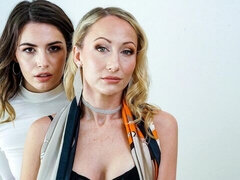 Gros cul, Grosse bite, Gros seins, Sucer une bite, En levrette, 2 femmes 1 homme, Mère que j'aimerais baiser