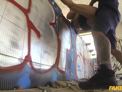 Leie, Blasen, Hundestellung, Aufs gesicht abspritzen, Handjob, Lecken, Schlucken, Uniform