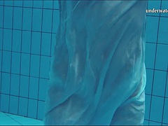 Grosse titten, Fetisch, Hardcore, Nackt, Im freien, Pool, Dusche, Titten