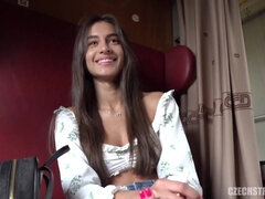 Braunhaarige, Spermaladung, Kehlenfick, Handjob, Hd, Latina, Pov, Zug