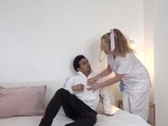 フェラチオ, 惨い, チン, 医者, ハードコア, 異人種間, 淫乱熟女, オマンコ