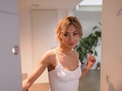 Casting agent fuck with a stellar girl that wants cock