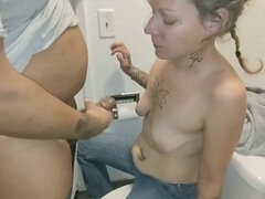 Inexperienced fan receives mind-blowing oral pleasure and gives me a creamy facial