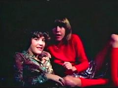 Brunette brune, Homosexuelle, Lesbienne, Léchez, Rousse roux, Nénés, Rétro ancien