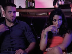 Slaapkamer, Pijpbeurt, Hondjeshouding, Latijnse vrouw, Natuurlijke tieten, Mager, Tiener, Tieten likken