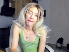 Enthousiasteling, Blond, Schattig, Seksspeelgoed, Softcore pornografie, Alleen, Tiener, Webcamera