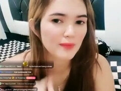 Berliana Suka Di Ewe