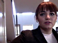 Stockinged etstate agent pussyfucked in house