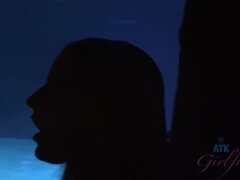 Amateur, Blonde, Piercing, Pisser, Pov, Rasée, Douche, Nénés