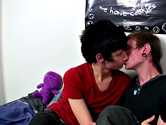 kyle has a big dick all the guys want to taste