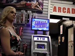 Anal, Blonde, Sucer une bite, Plantureuse, Tir de sperme, Trou de la gloire, Interracial, Actrice du porno