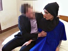 Arabian amateur beauty pounded for cash