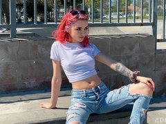Culo, Mamada, Estilo perrito, Penetracion con dedos, Estriptis, Tatuaje, Adolescente, Tetas