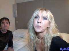Th&eacute;r&egrave;se, hungry milf, bangs chain dicks