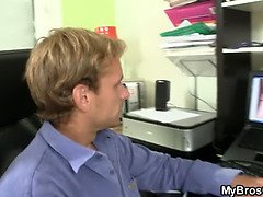 18 jahre, Arsch, Blasen, Tschechisch, Kehlenfick, Hardcore, Hd, Schreiend