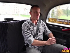 Amateur, Tetona, Coche, Checa, Sexo duro, Dinero, Realidad, Tatuaje