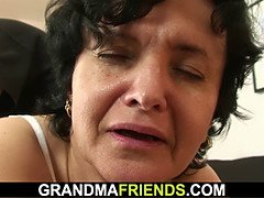 Gorge profonde, Poilue, Mature, Maman, Chatte, Réalité, Belle mère, Plan cul à trois