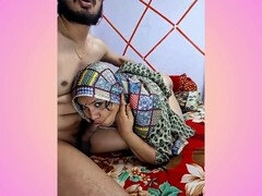 18 ans, Cul à la bouche, Tante, Couple, Indienne, Seins naturels, Belle mère, Adolescente