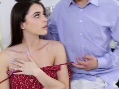 Américain, Gros cul, Sucer une bite, En gros plan de très près, Le plan cul à quatre, Orgie, Nénés