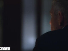 VIXEN Seductive chess-pro Vanna has all the winning moves