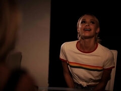 Blonde, Brunette brune, Orgie, Réalité, Rousse roux, Tabou, Nénés, Mouillée