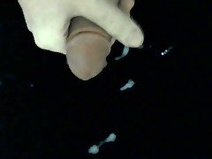 Huge cumshot (Massive-Cum-Drop)