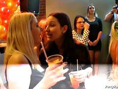 アナル, アジア人, 美女, デカ尻, デカパイ, フェラチオ, 気狂い, オッパイの