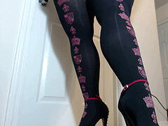 Толстушки, Пухленькие, Женское доминирование, Каблуки, Колготки, Крошечные, Рыжие, Чулки