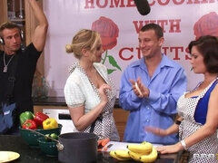 Kont, Hondjeshouding, Likken, Moeder die ik wil neuken, Doordringend, Kut duiken, Kort haar, Tatoeage