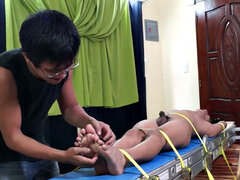 Asiatique, Bondage, Pieds, Fétiche, Doigter, Homosexuelle, Chatte, Vibromasseur