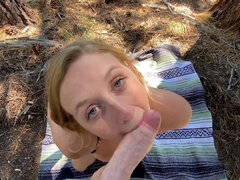 Gros cul, Gros seins, Blonde, Sucer une bite, Éjaculation interne, En levrette, Hd, De plein air