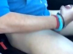 Wanking and cumming in the car with a buddy