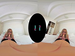 Brandi Love VR 6