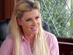 25yo Lesbian Still Wants To Stay - Shyla Jennings and India Summer