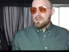 Corridas, Papá, Gay