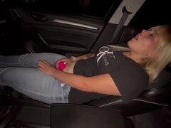 Mooi, Auto, Klietelaar, Vrouw, Orgasme, Buiten, Alleen, Vibrator