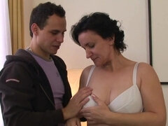 Leie, Grosse titten, Blasen, Braunhaarige, Tschechisch, Behaart, Hardcore, Realität