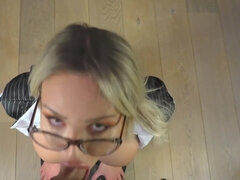 Amateur, Gros cul, Gros seins, Gorge profonde, Mère que j'aimerais baiser, Pov, Secrétaire, Jarretelles