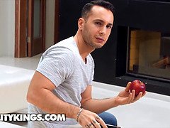 Grosser arsch, Grosser schwanz, Grosse titten, Blondine, Blasen, Hd, Natürlichen titten, Rasiert