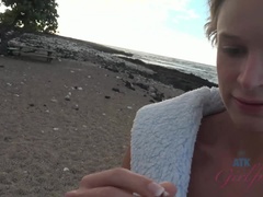素人, ビキニ, ブロンド, 彼女, アウトドア, 公共, ふっくら乳首, ティーン