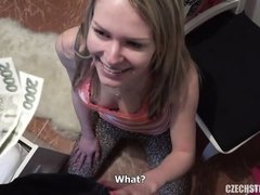Gros cul, Blonde, Sucer une bite, Queue, Branlette thaïlandaise, Pov, Rasée, Adolescente