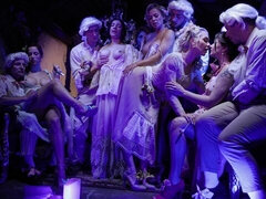 18 jahre, Grosser schwanz, Grosse titten, Blasen, Hundestellung, Orgie, Dürr, Jungendliche (18+)