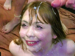Amateur, Corridas, Corridas faciales, Pajear, Hd, Inocente, Pequeña, Ducha